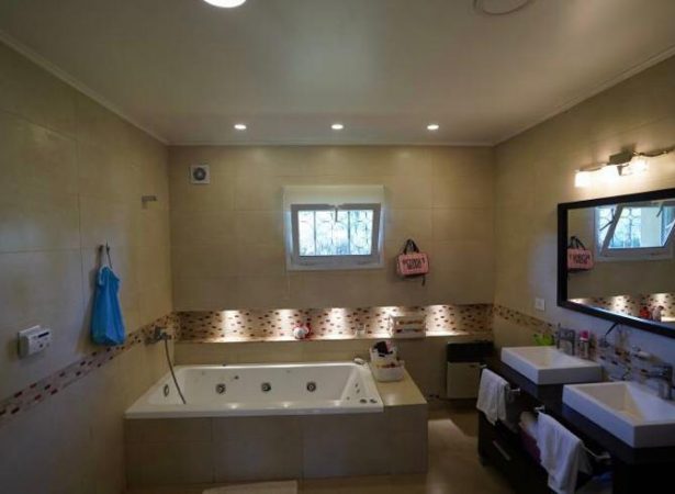 Gallery Thumbnail 10