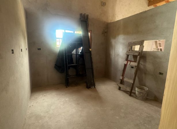 Gallery Thumbnail 3