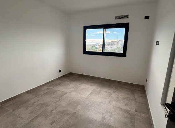 Gallery Thumbnail 7